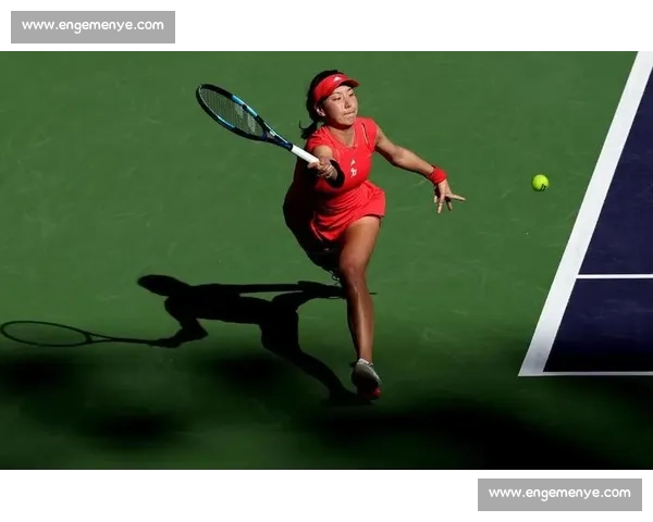 温网激战！王欣瑜强势晋级，下轮 CCTV5 直播，一起为中国金花助威！